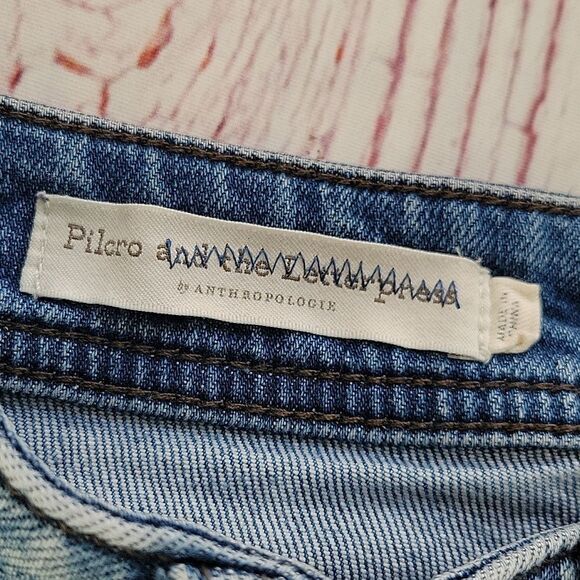 PILCRO Jeans Light Wash, Relaxed Straight Leg, Size 26 - Picture 8 of 9